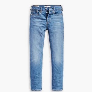 Classic straight Levi’s wedgie jeans